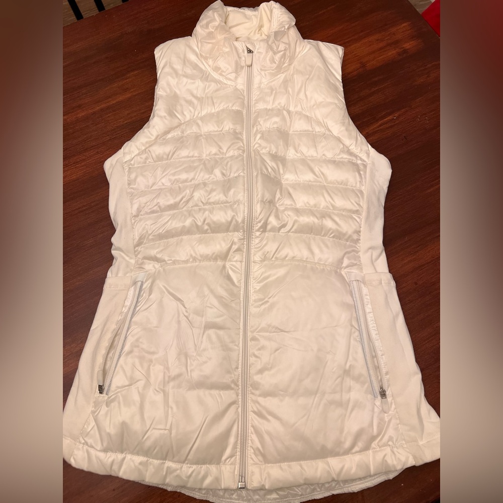 Lululemon Down for a Run Vest, size small - Picture 2 of 12